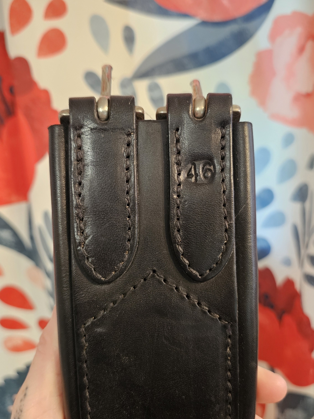Black Leather Horse Girth With Elastic 46" - Picture 3 of 3